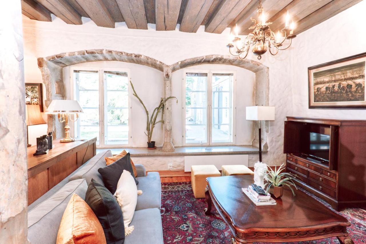Old Town 3 Bedroom